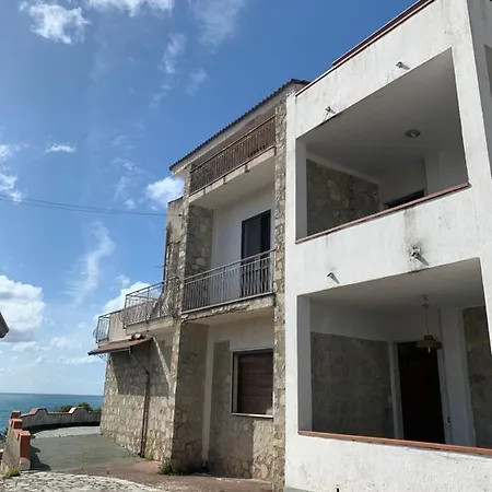 Casa Vacanze Mari 아파트 팔리누로
